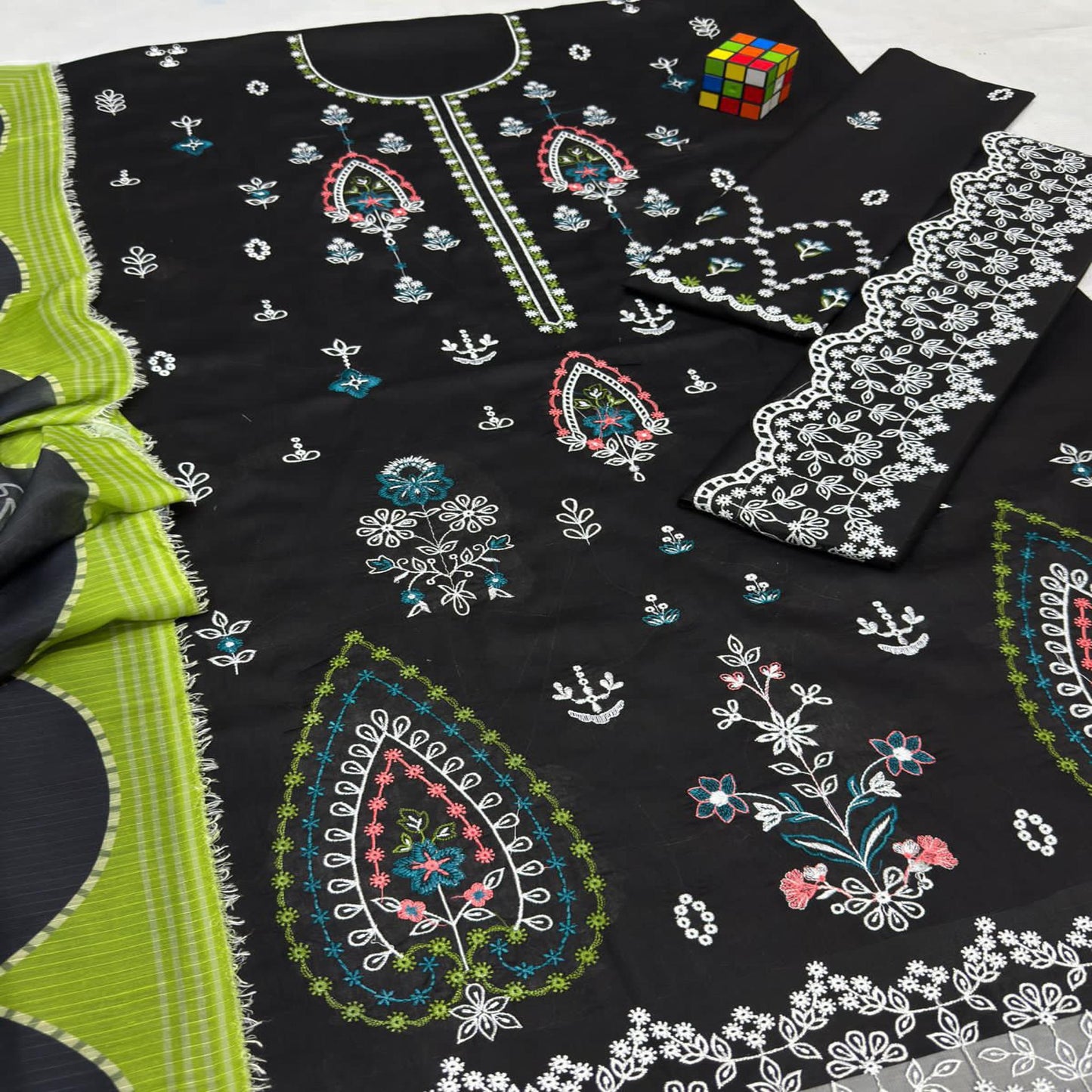 3pc Embroidered Lawn