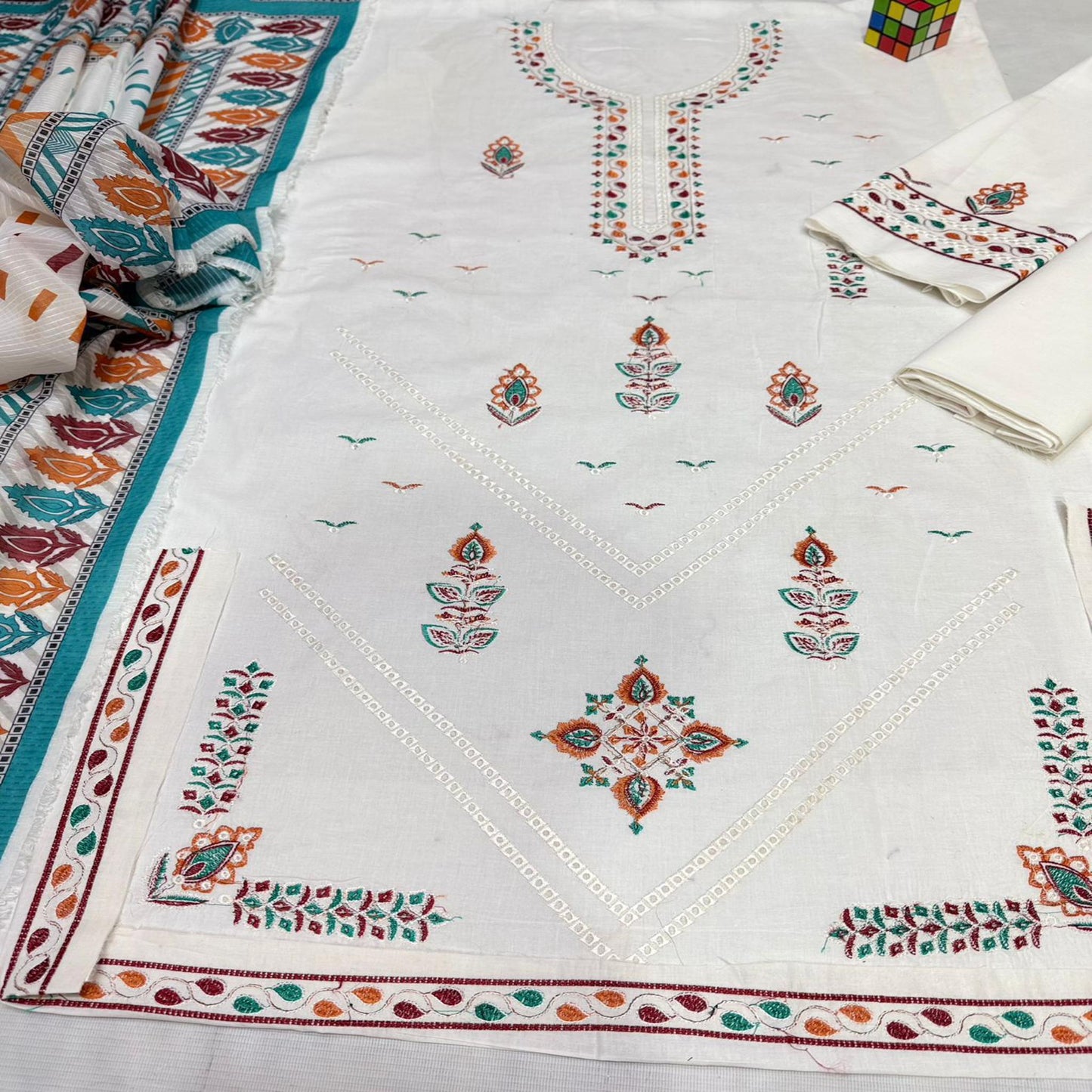 3pc Embroidered Lawn