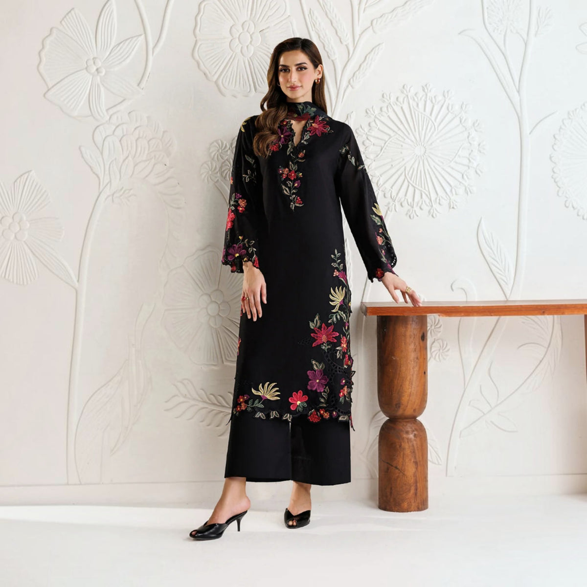 3-Piece Embroidered Dhanak Unstitched Suit
