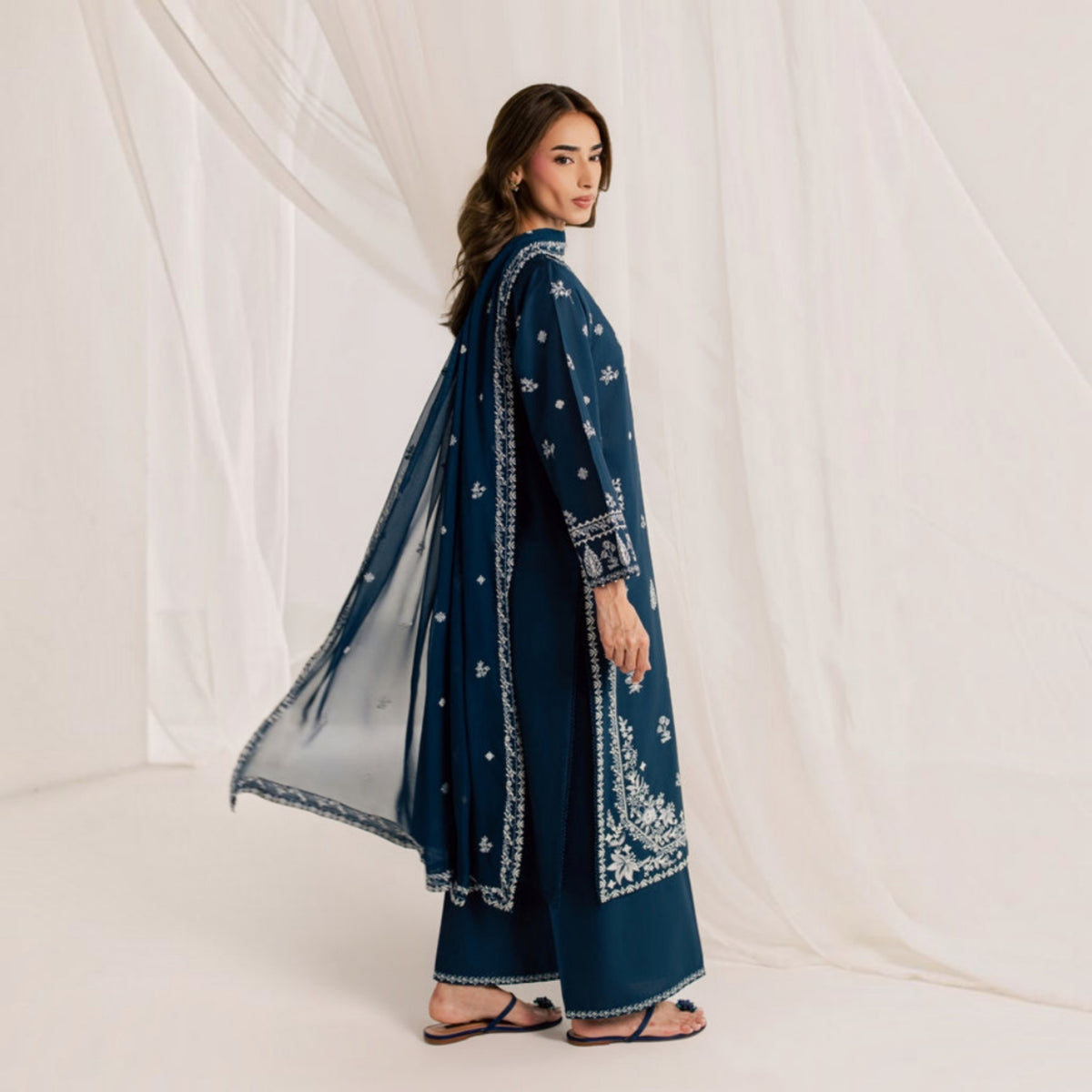 3-Piece Embroidered Dhanak Unstitched Suit