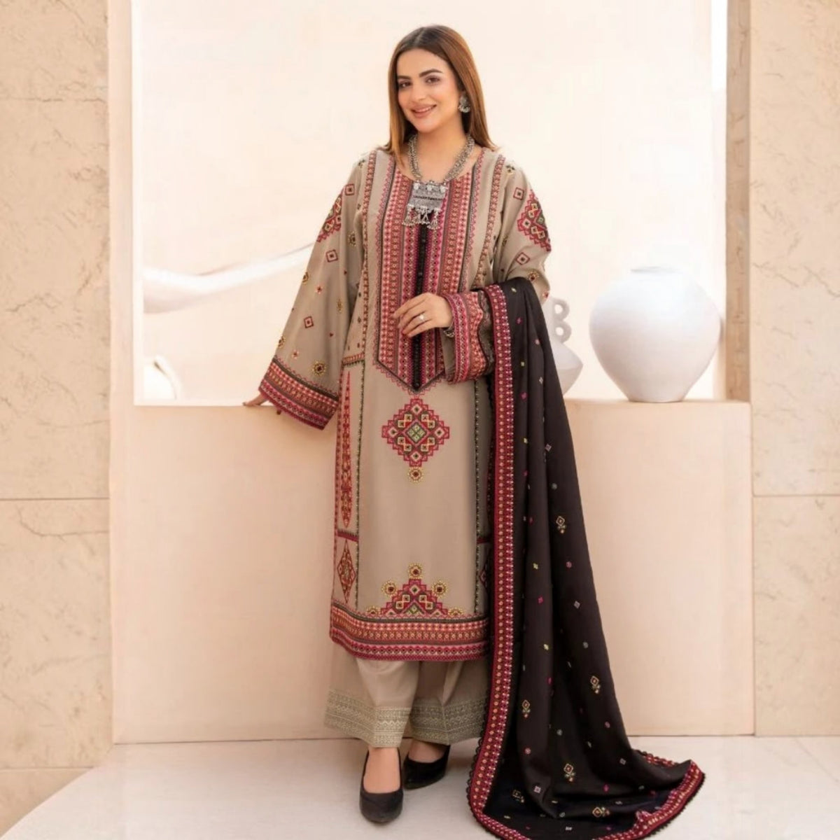 3-Piece Embroidered Lawn Unstitched Suit