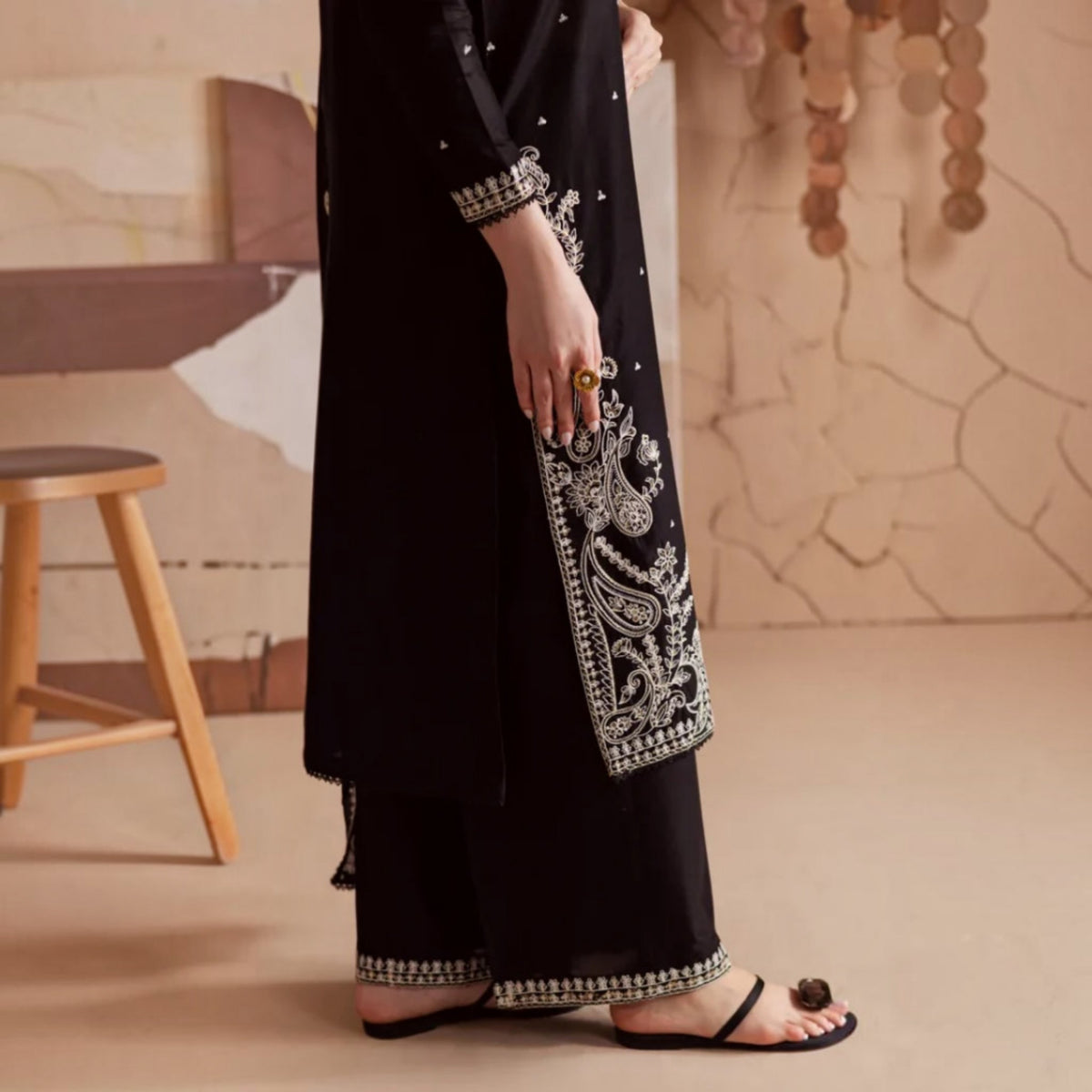 3-Piece Embroidered Dhanak Unstitched Suit
