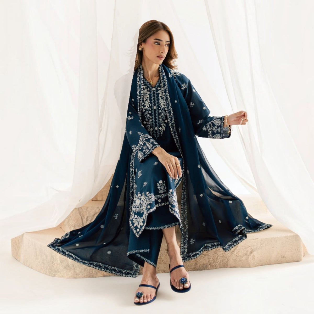 3-Piece Embroidered Dhanak Unstitched Suit
